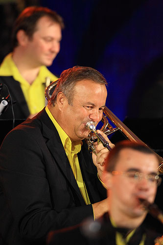 Bobby Shew (USA) - trubka, Czech Big Company, 16.8.2008, Mezinárodní hudební festival Český Krumlov, zdroj: Auviex s.r.o., foto: Libor Sváček