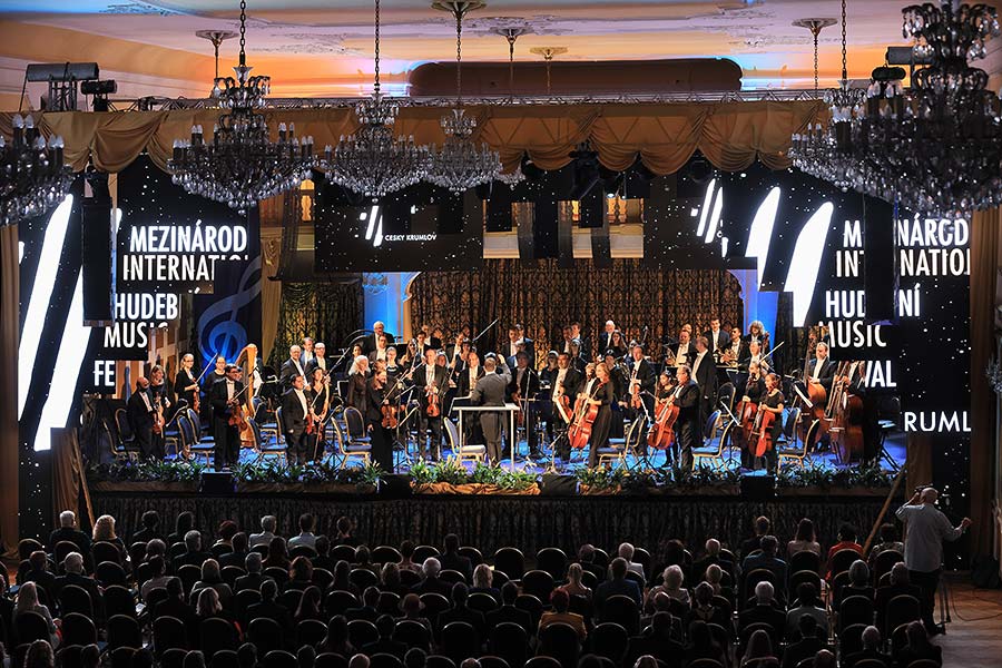 Operní galakoncert - Pavel Černoch (tenor), Severočeská filharmonie Teplice, dirigent: Jaroslav Kyzlink, Zámecká jízdárna, Mezinárodní hudební festival Český Krumlov 19.9.2020