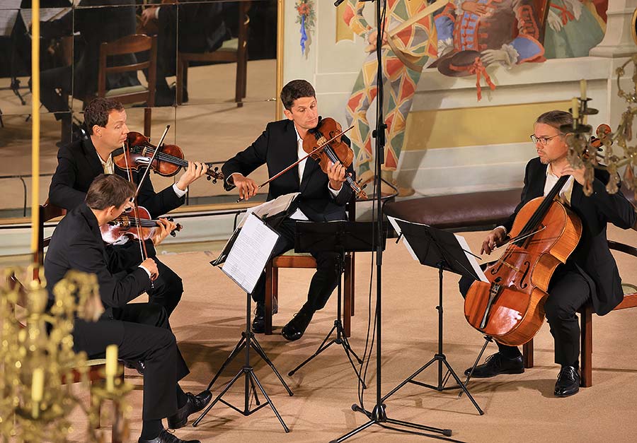 Bennewitz Quartet - Jakub Fišer - 1st violin, Štěpán Ježek - 2nd violin, Jiří Pinkas - viola, Štěpán Doležal - violoncello, Masquerade Hall, International Music Festival Český Krumlov 22.9.2020