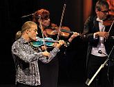 Pavel Šporcl (violin, conductor), Vilém Veverka (aboe), PKF – Prague Philharmonia, Castle Riding hall, International Music Festival Český Krumlov, 25.9.2020, source: Auviex s.r.o., photo by: Libor Sváček