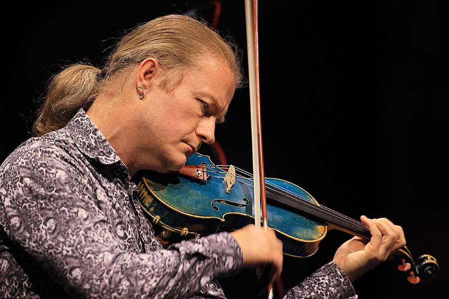 Pavel Šporcl (violin, conductor), Vilém Veverka (aboe), PKF – Prague Philharmonia, Castle Riding hall, Internationales Musikfestival Český Krumlov, 25.9.2020