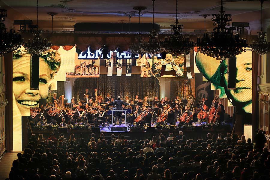 Film Music Evening - North Czech Philharmonic Teplice, conductor Jan Kučera, Castle Riding hall, Internationales Musikfestival Český Krumlov, 26.9.2020