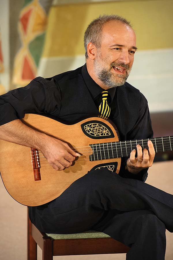 Štěpán Rak, Jan-Matěj Rak (guitar), Masquerade Hall, International Music Festival Český Krumlov 30.9.2020