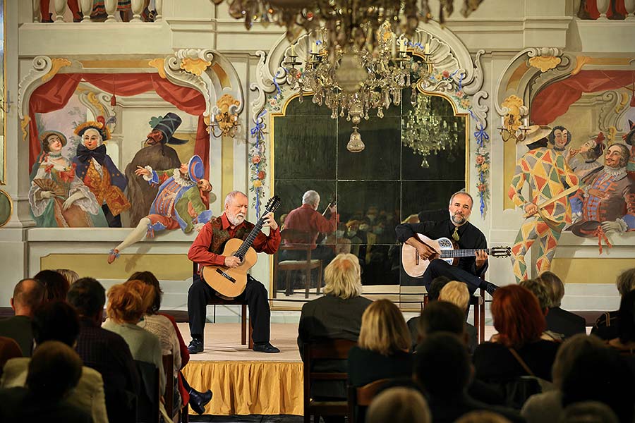 Štěpán Rak, Jan-Matěj Rak (guitar), Masquerade Hall, International Music Festival Český Krumlov 30.9.2020