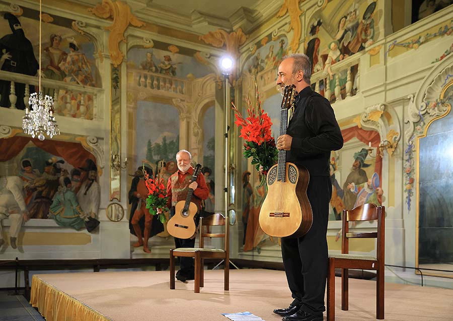 Štěpán Rak, Jan-Matěj Rak (guitar), Masquerade Hall, International Music Festival Český Krumlov 30.9.2020