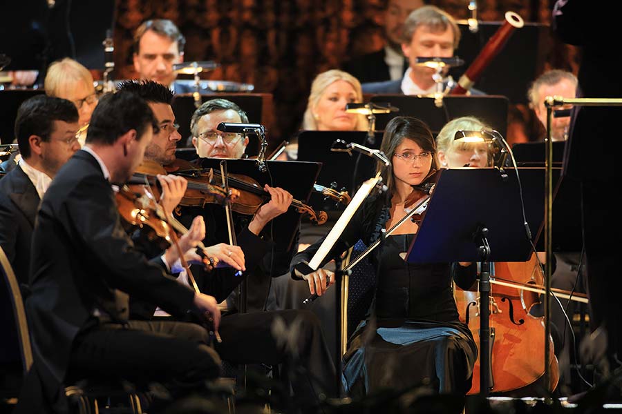 Závěrečný koncert - Ivo Kahánek (klavír), Česká filharmonie, dirigent: Semjon Byčkov, Zámecká jízdárna, Mezinárodní hudební festival Český Krumlov 3.10.2020