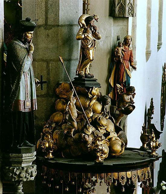 Church of St. Vitus in Český Krumlov, detail of decoration, wooden sculptures