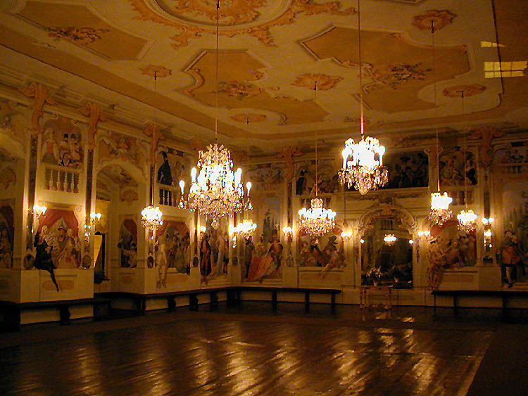 Český Krumlov Castle, Masquerade Hall illuminated by candlelight