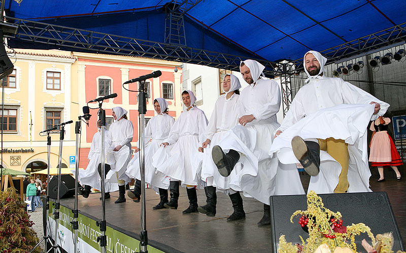 St.-Wenzels-Fest und Internationales Folklorefestival Český Krumlov 2008 in Český Krumlov, Foto: Lubor Mrázek