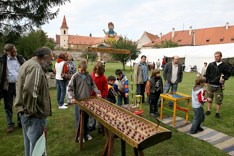 St.-Wenzels-Fest und Internationales Folklorefestival Český Krumlov 2008 in Český Krumlov, Foto: Lubor Mrázek