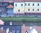 webcam - Náplavka, terasa restaurace Papa´s na břehu Vltavy, Český Krumlov, zdroj: www.ckrumlov.cz