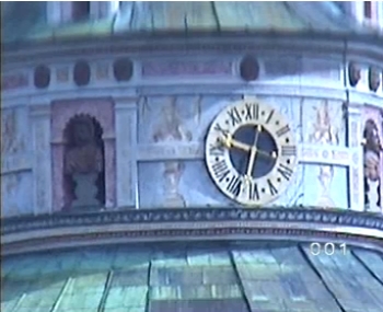 webcam - hodiny zámecké věže, Český Krumlov