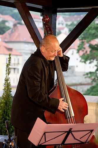 Jazz Trio - Věra Křížková (sing, violin), Jiří Růžička (Piano), Vít Fiala (bass), 2.7.2009, Chamber Music Festival Český Krumlov