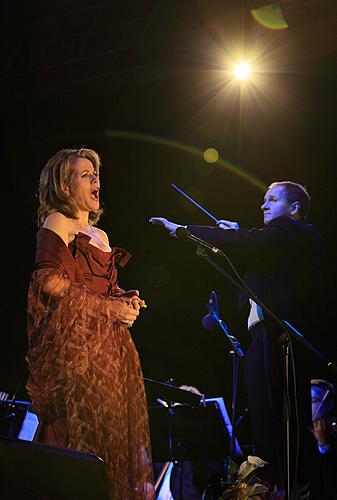 18.07.2009 - Renée Fleming - soprano, The Czech Radio Symphony Orchestra, Conductor: John Keenan, International Music Festival Český Krumlov