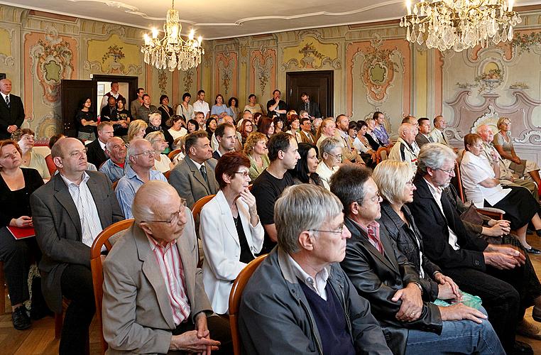 The story of Český Krumlov - book-signing event introducing a publication on the town's history, 28.9.2009