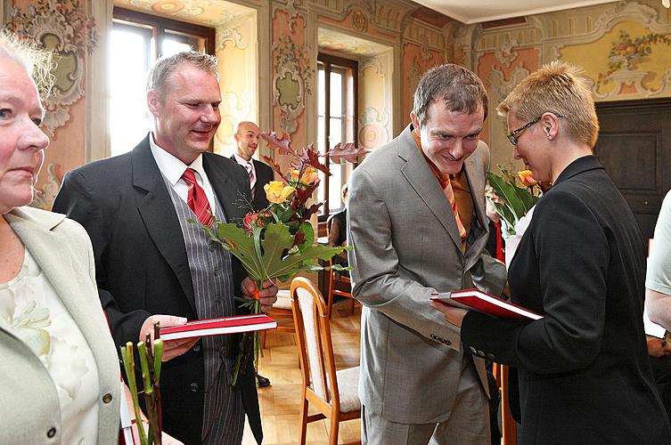 The story of Český Krumlov - book-signing event introducing a publication on the town's history, 28.9.2009