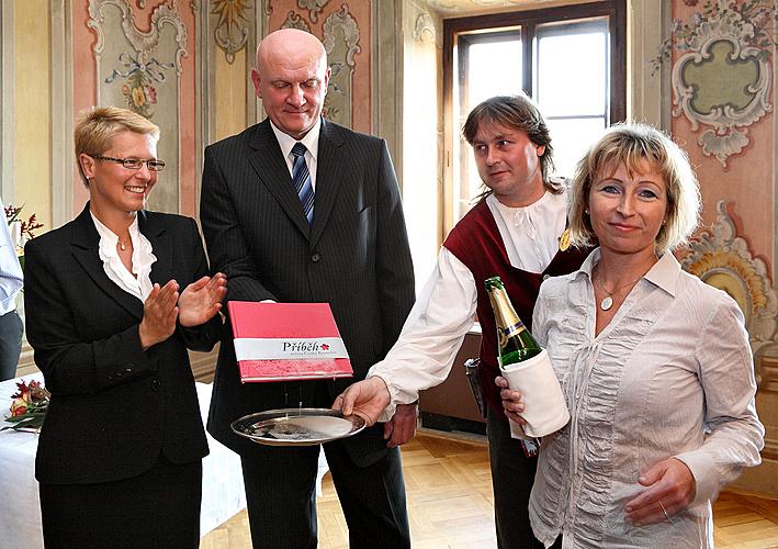 The story of Český Krumlov - book-signing event introducing a publication on the town's history, 28.9.2009