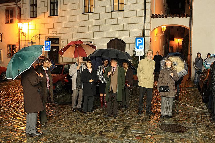Opening of the exhibitions Karel Valter - 100x, Michal Singer - Circus maximus, Ingrid Cerny - Text Processing, Krumlov´s madona 2009, Egon Schiele Art Centrum Český Krumlov, 6.11.2009