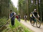 Radfahrer beim Fest des Schwemmkanals, 11. Mai 2002, Foto: Lubor Mrázek 