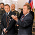 Prezidenti Slovenska a České republiky Rudolf Schuster a Václav Havel předali bojové zástavy 1. Česko-slovenskému praporu