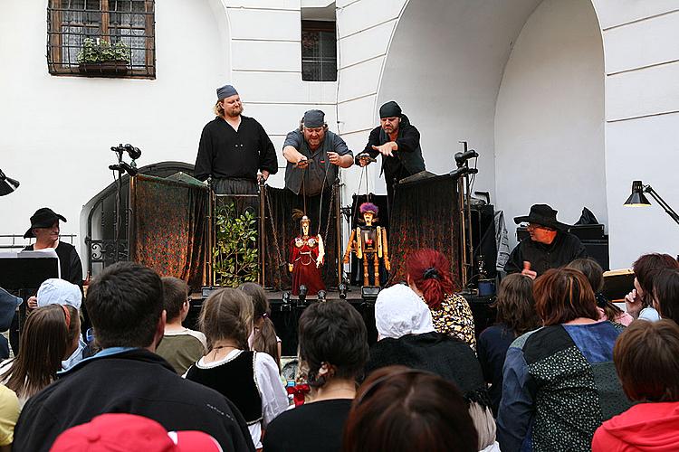 Loutkové představení - Hradební ulice