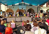 Children´s folklore choruses show, photo by Aleš Motejl 