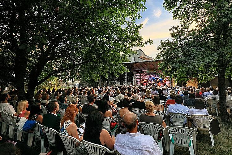 Internationales Musikfestival Český Krumlov - Kooperativa Garten