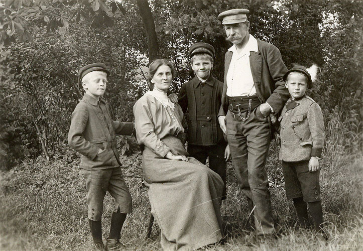Rodina Josefa Seidela, dobová fotografie, © Českokrumlovský rozvojový fond spol. s r.o.