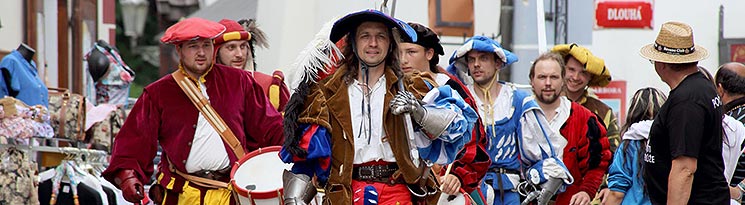 Top image 3
