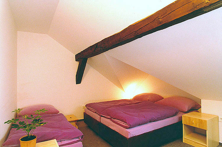 třílůžkový pokoj