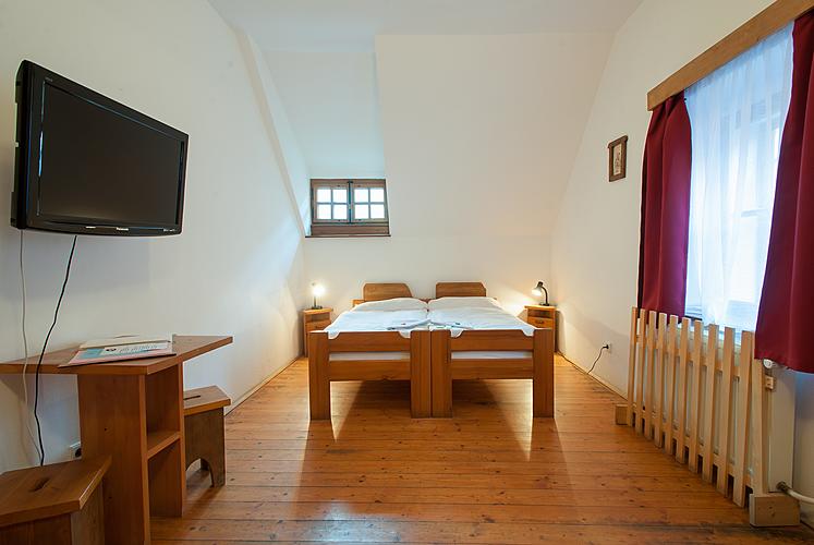 Šnek Šulda, 2 + 0, Hotel U Malého Vítka